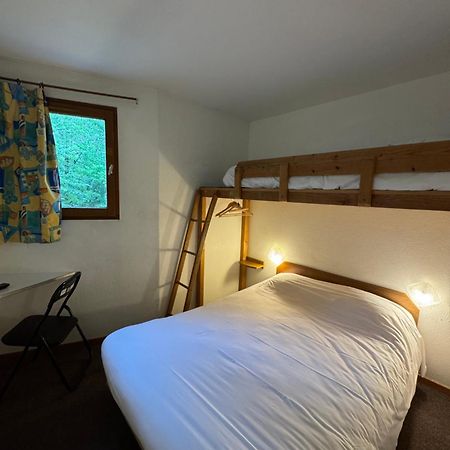Symp'Hotel Nivolas-Vermelle Екстер'єр фото